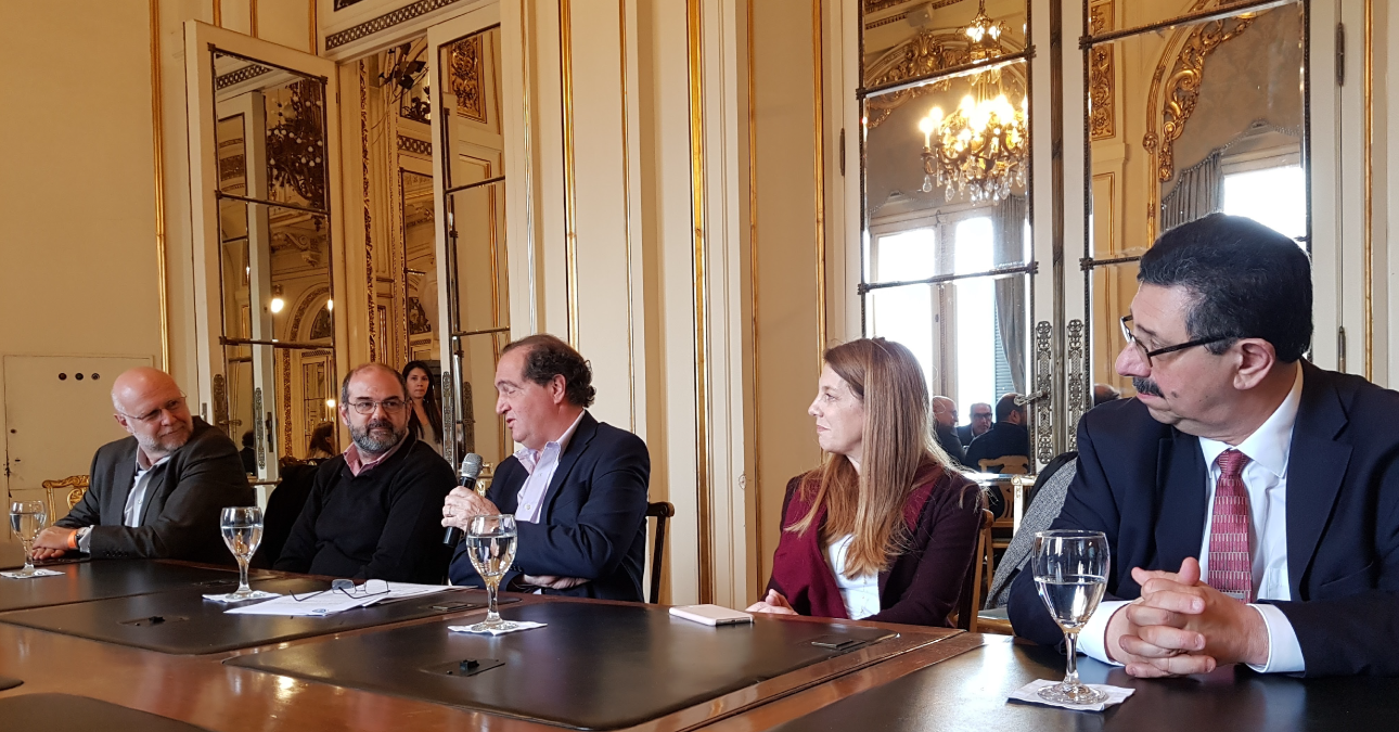 Ceremonia de lanzamiento de la Red Anycast de Argentina Agregar a atajos Predeterminado Solapas principales